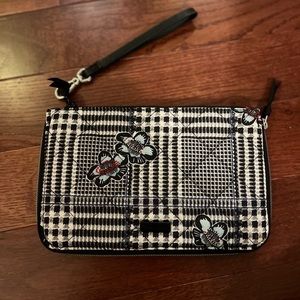 Vera Bradley RFID On The Go Wristlet - NEW WITH TAGS
